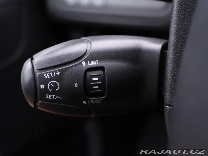 Peugeot 2008 1,2 PureTech 81kW Aut. Al 2016