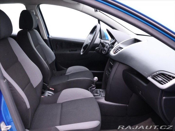 Peugeot 207 1,6 HDI 80kW Klimatizace 2006