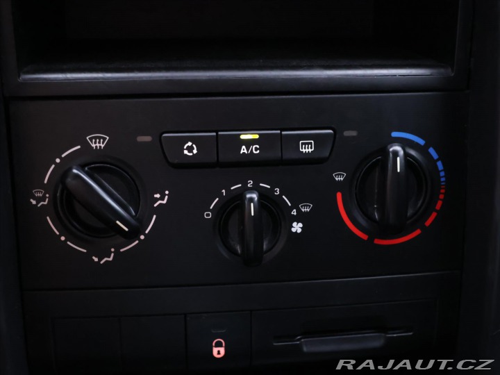 Peugeot 207 1,6 HDI 80kW Klimatizace 2006