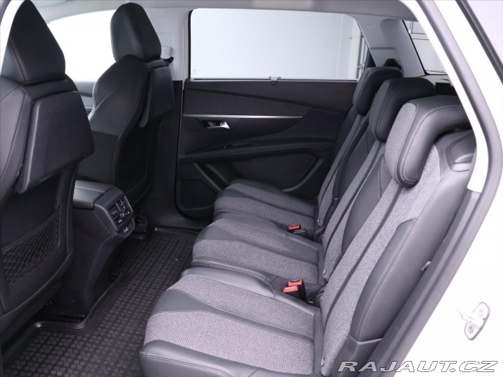 Peugeot 5008 1,2 PT 96kW CZ Allure 7-M 2019