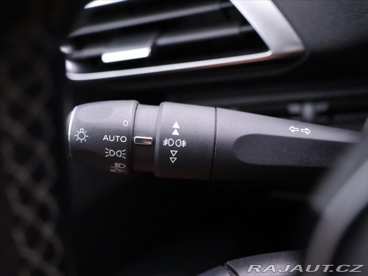 Peugeot 5008 1,2 PT 96kW CZ Allure 7-M 2019