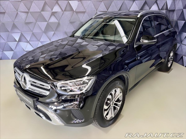 Mercedes-Benz GLC 200 9G-TRONIC 4MATIC, CHR 2020