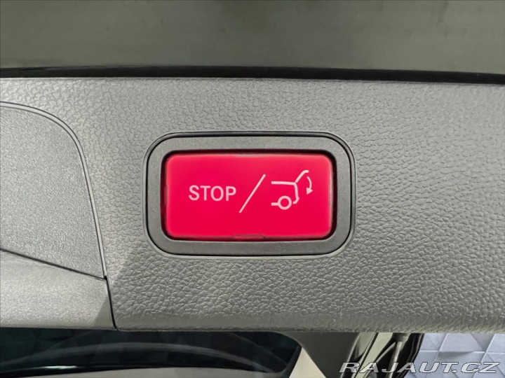 Mercedes-Benz GLC 200 9G-TRONIC 4MATIC, CHR 2020