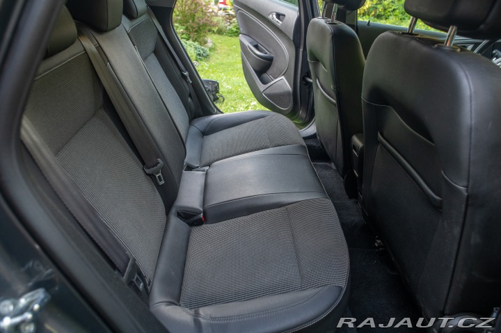 Opel Astra Opel Astra 1,4 Turbo, 103 2014
