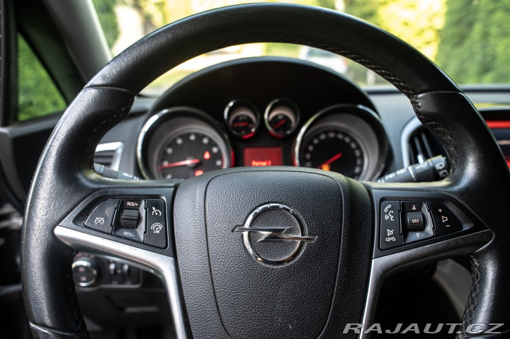 Opel Astra Opel Astra 1,4 Turbo, 103 2014