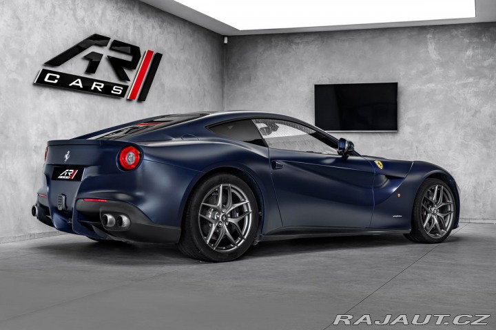 Ferrari Ostatní modely F12 Berlinetta Lift, kamery, full-carbon 1800