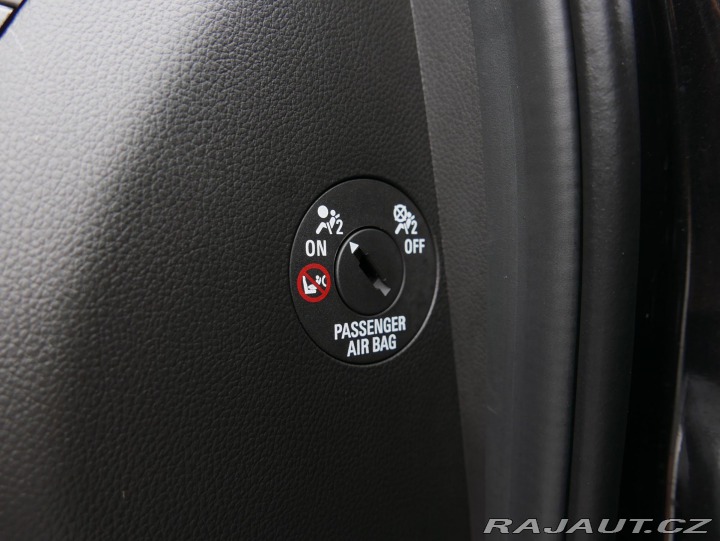 Chevrolet Captiva 2,2 Td 120kW Navi 7,Místn 2013