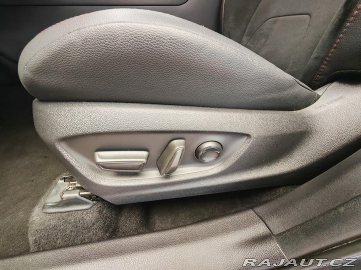 Toyota C-HR 2.0 Hybrid 4x2 GR SPORT 2024