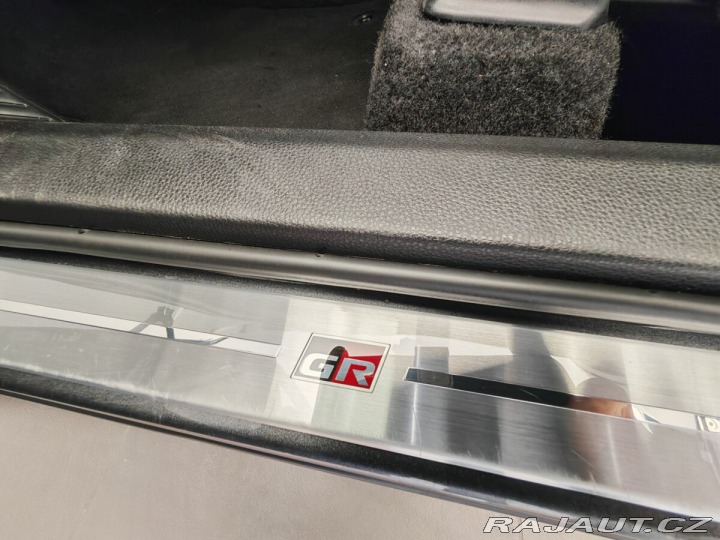 Toyota C-HR 2.0 Hybrid 4x2 GR SPORT 2024