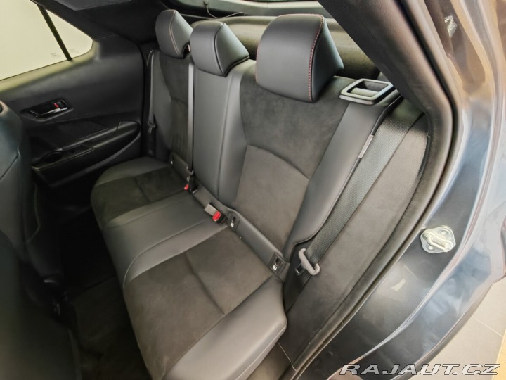 Toyota C-HR 2.0 Hybrid 4x2 GR SPORT 2024