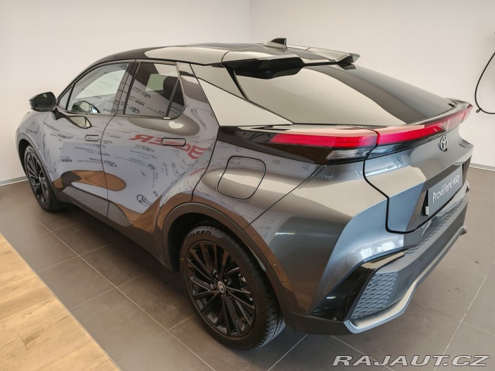 Toyota C-HR 2.0 Hybrid 4x2 GR SPORT 2024