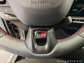 Toyota C-HR 2.0 Hybrid 135kW E-CVT GR 2024