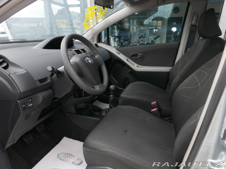 Toyota Yaris 1,33 Dual VVT-i 74kW ČR 2009