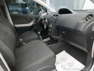Toyota Yaris 1,33 Dual VVT-i 74kW ČR 2009