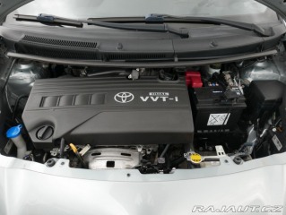 Toyota Yaris 1,33 Dual VVT-i 74kW ČR 2009