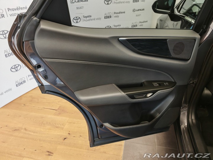 Lexus Ostatní modely NX 450h plus 450h+ Plug-in Hybrid EXEC 2024