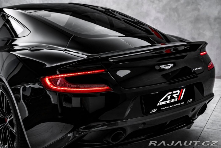 Aston Martin Vanquish 2013