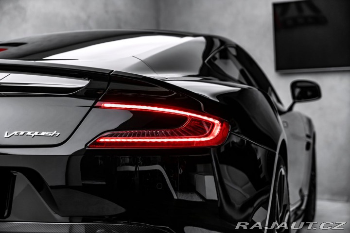 Aston Martin Vanquish 2013