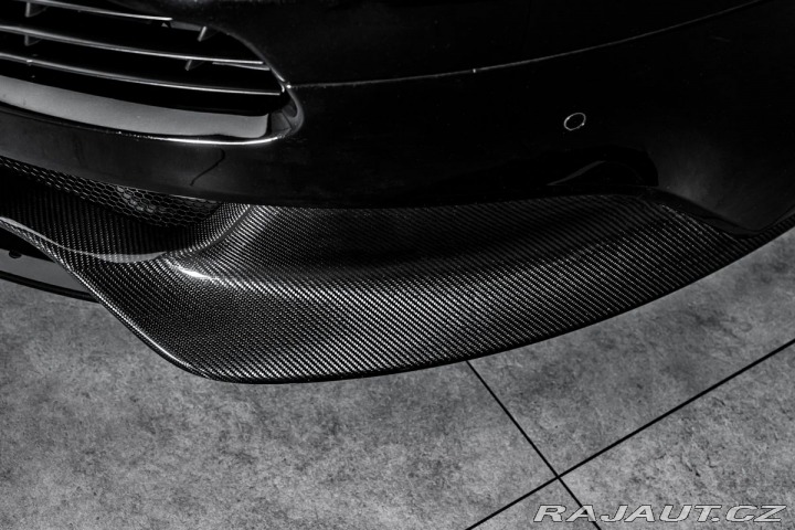Aston Martin Vanquish 2013