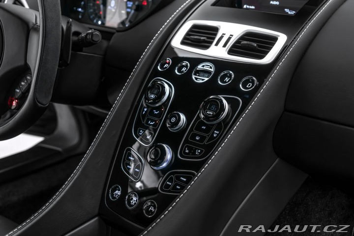 Aston Martin Vanquish 2013