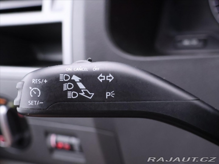 Volkswagen Transporter 2,0 TDI DSG 103kW Comfort 2013