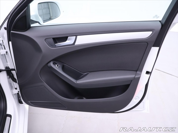 Audi A4 2,0 TDI 140kW S-line Quat 2015