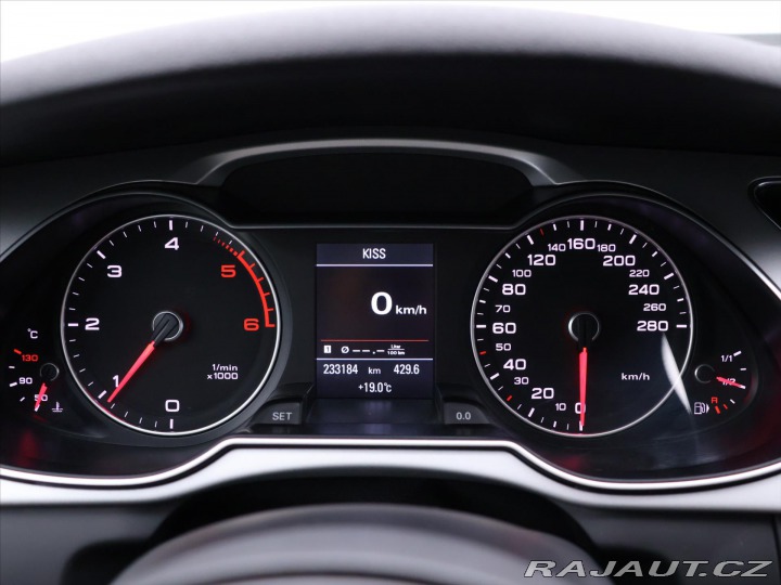 Audi A4 2,0 TDI 140kW S-line Quat 2015