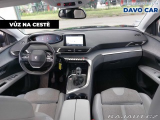 Peugeot 5008 1,2 PT 96kW Allure 7-Míst 2017