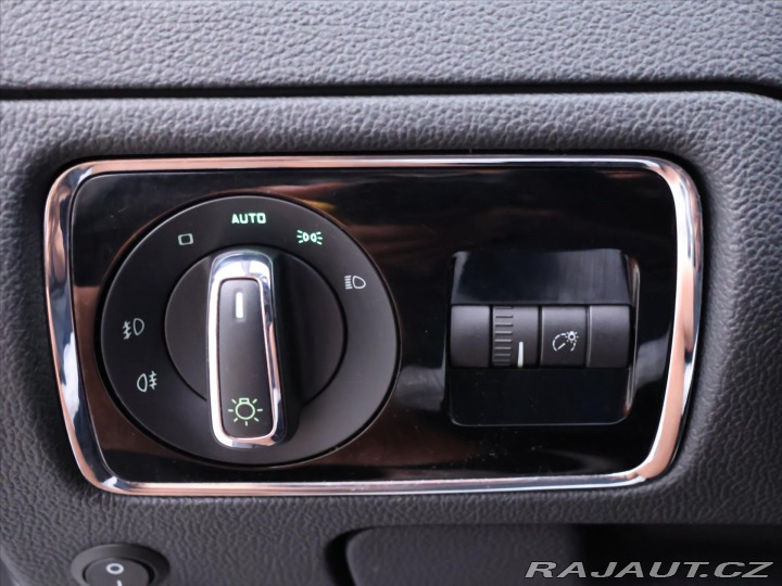 Škoda Superb 2,0 TDI 125kW Elegance 4x 2013