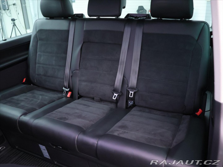 Volkswagen Multivan 2,0 110KW Highline DSG CZ 2019