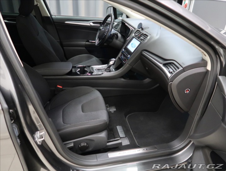 Ford Mondeo 2,0 TDCi AUT ČR 2016