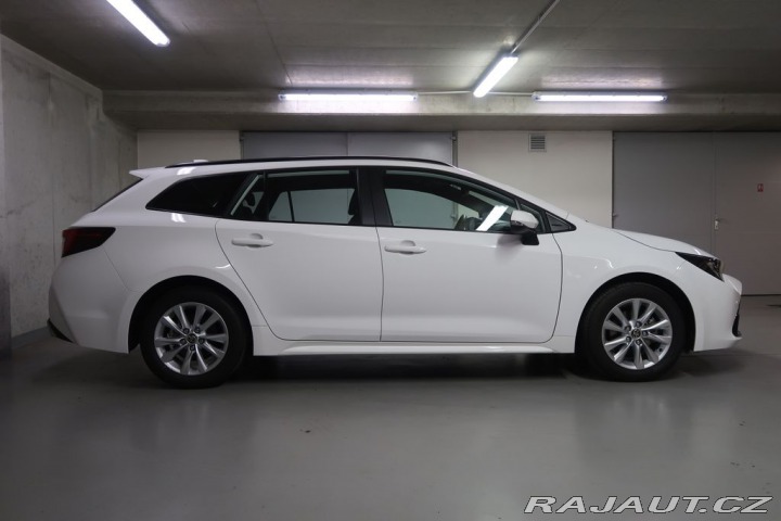 Toyota Corolla 1.8Hybrid,CZ,1Maj,Comfort 2023
