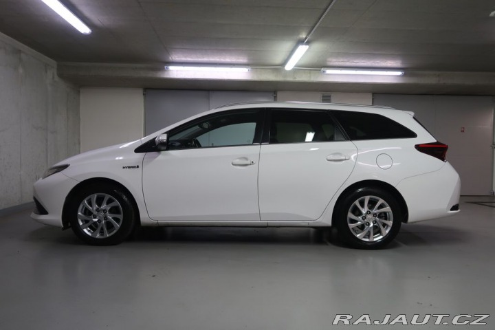 Toyota Auris 1.8Hybrid,CZ,Comfort 2016