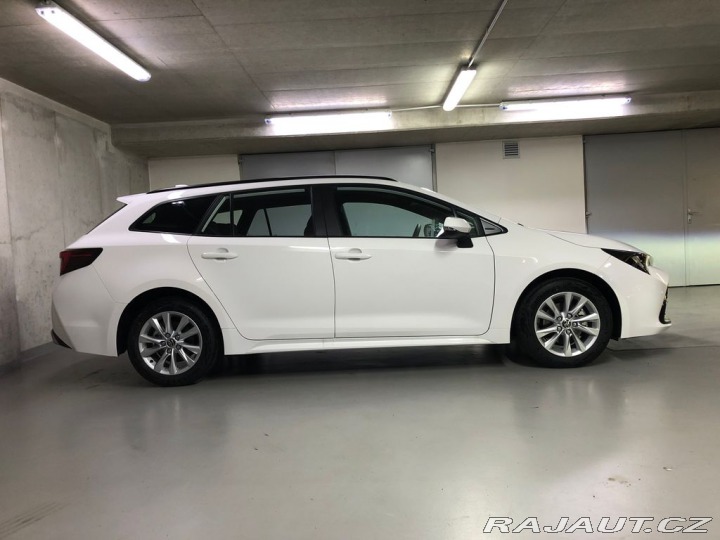 Toyota Corolla 1.8, HEV, e-CVT, Comfort 2026
