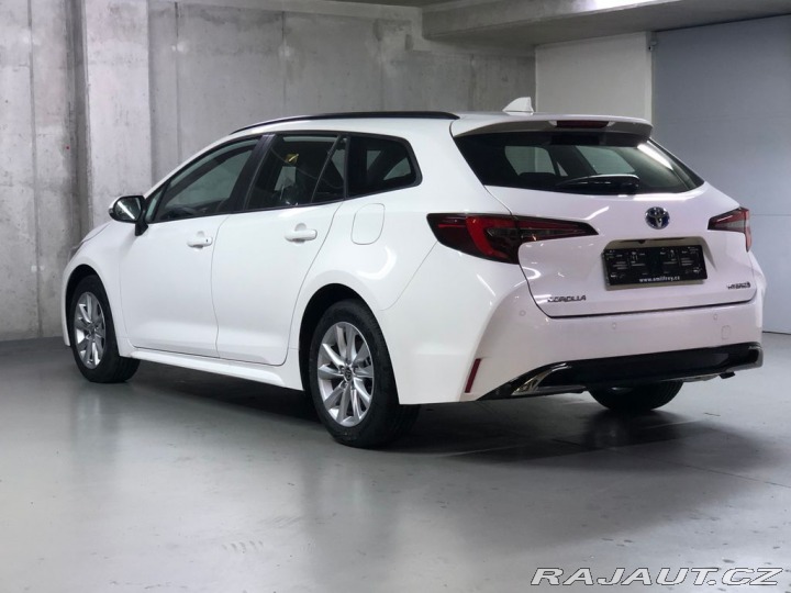 Toyota Corolla 1.8, HEV, e-CVT, Comfort 2026