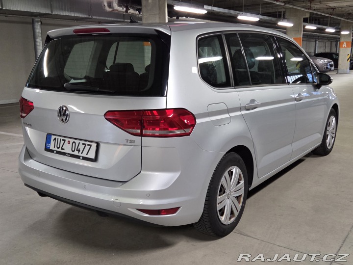 Volkswagen Touran 5T1 2016