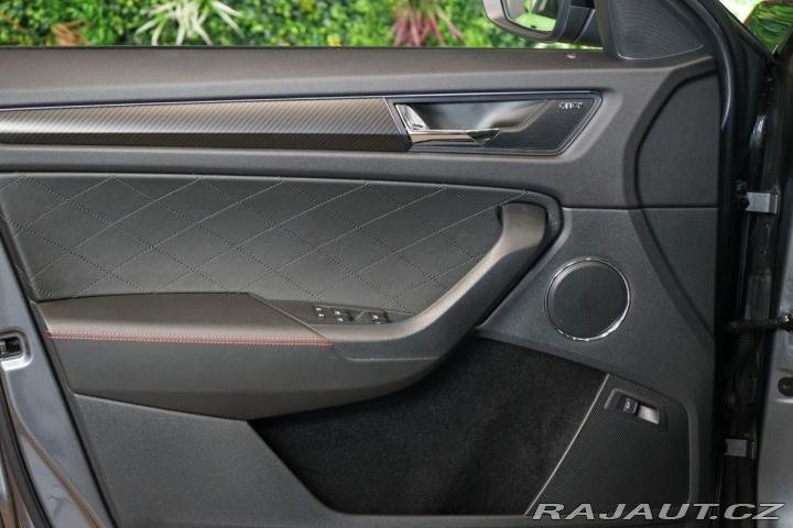 Škoda Kodiaq RS*NEZ.TOP*PANO*DCC*ACC*T 2021