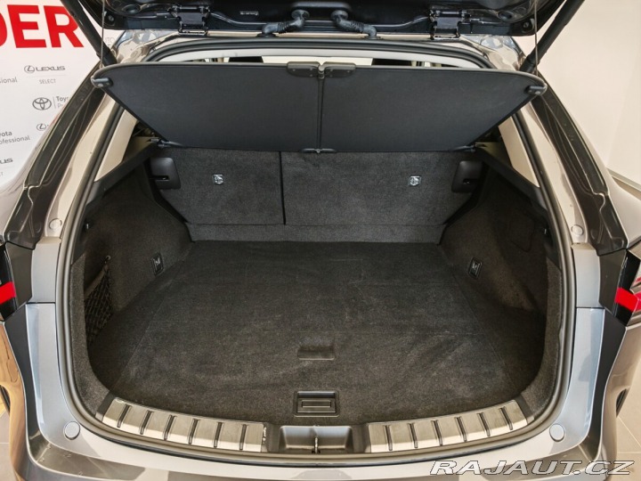 Lexus Ostatní modely NX 450h plus 450h+ Plug-in Hybrid PRES 2024