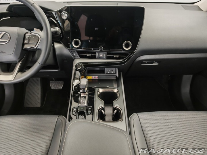 Lexus Ostatní modely NX 450h plus 2.5 450h+ 4×4 E-FOUR Pres 2024
