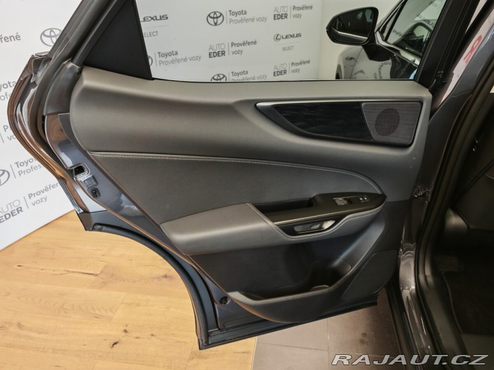 Lexus Ostatní modely NX 450h plus 450h+ Plug-in Hybrid PRES 2024