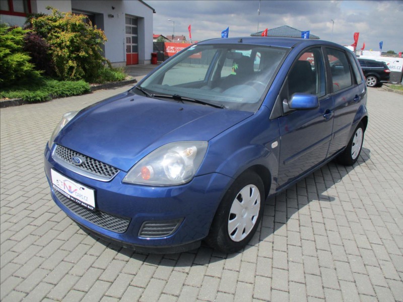 Ford Fiesta 1,3 i 55kw Klima, Výhřev