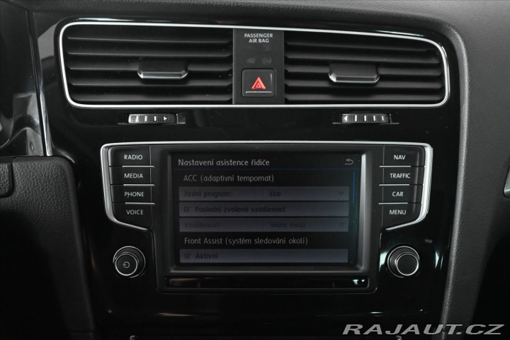 Volkswagen Golf 1,6 TDi 81kW ALLSTAR Záru 2016