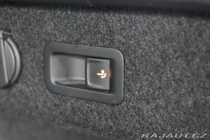 Volkswagen Passat 2.0 TDI 110kW DSG*TAŽNÉ*M 2021
