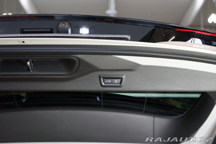 BMW X7 M60i*ZÁRUKA*MERINO*PANO*T 2023