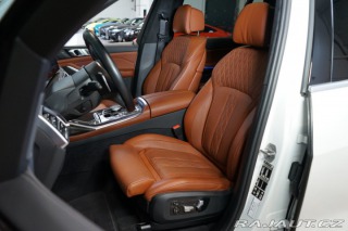 BMW X7 M60i*ZÁRUKA*MERINO*PANO*T 2023