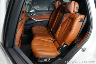 BMW X7 M60i*ZÁRUKA*MERINO*PANO*T 2023