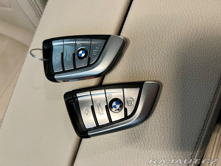 BMW 5 4,4 550i 2017 M / xDriv 2017