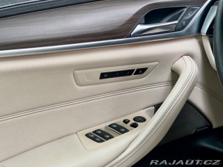 BMW 5 4,4   550i 2017 M / xDriv 2017