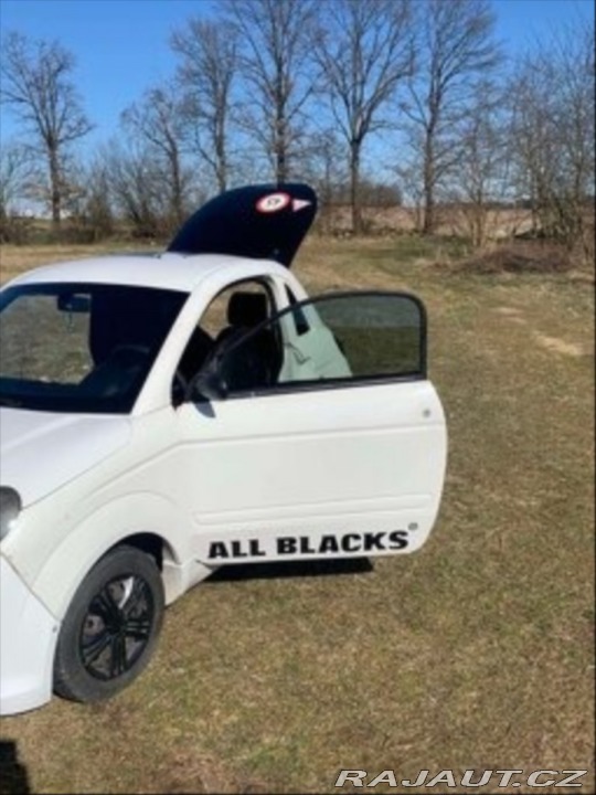 Ostatní značky Ostatní modely Microcar DUE 2016