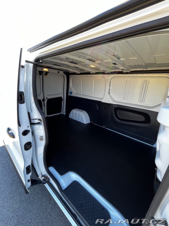 Renault Trafic 2,0 dCi 96 kW, r.v. 202 2022